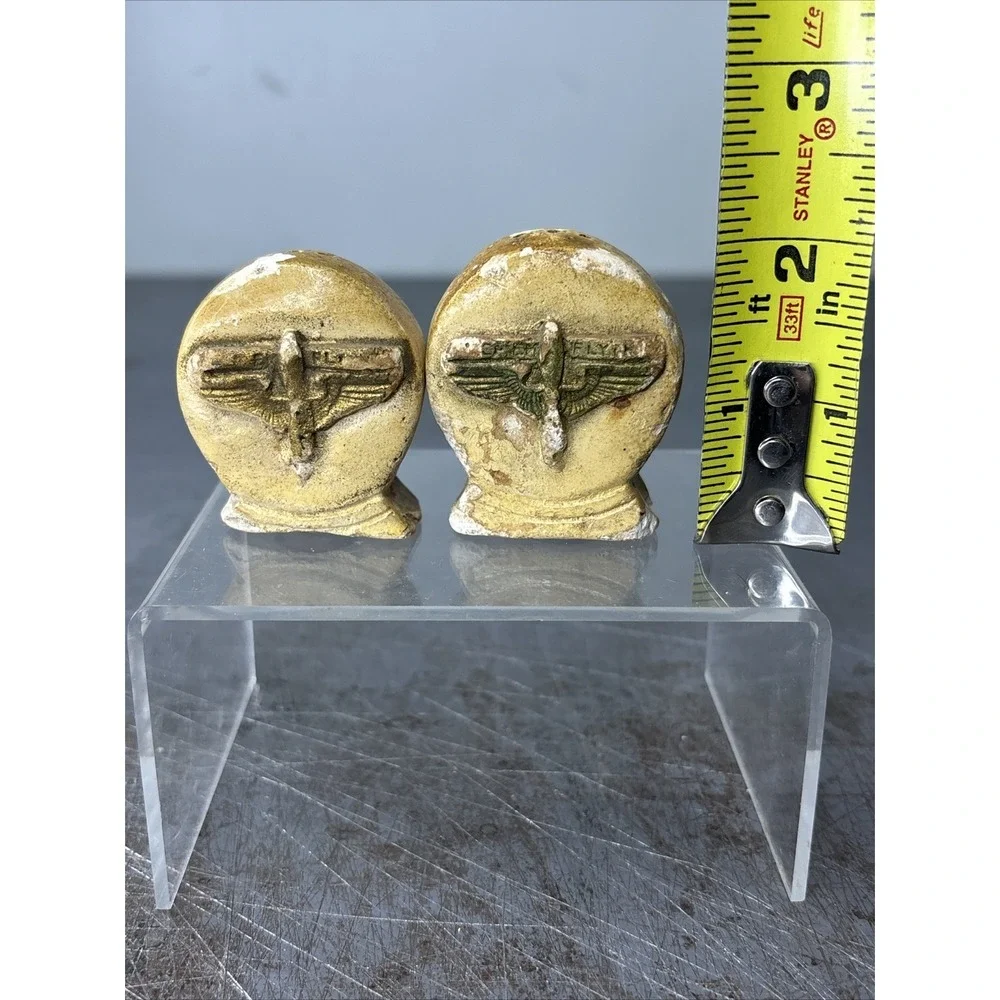 Vtg Chalk Salt Pepper Shakers WW2 era Army  Air Force AAF‎ USA